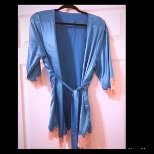 Open front robe